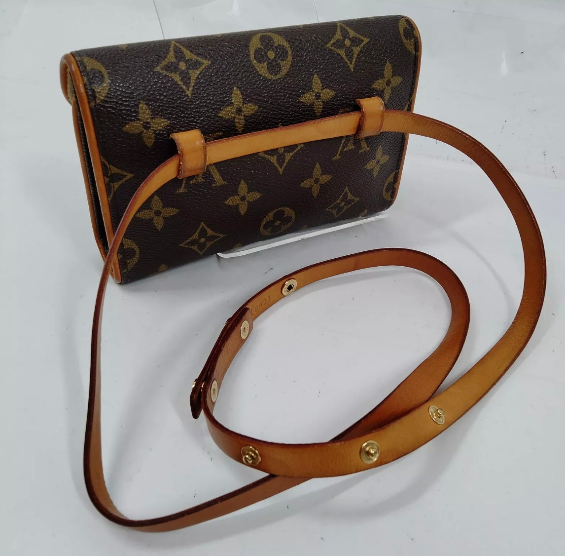 Louis Vuitton Pochette Florentine Monogram