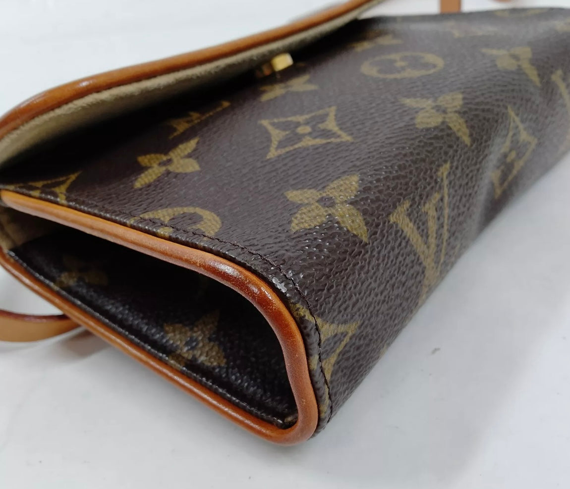 Louis Vuitton Pochette Florentine Monogram